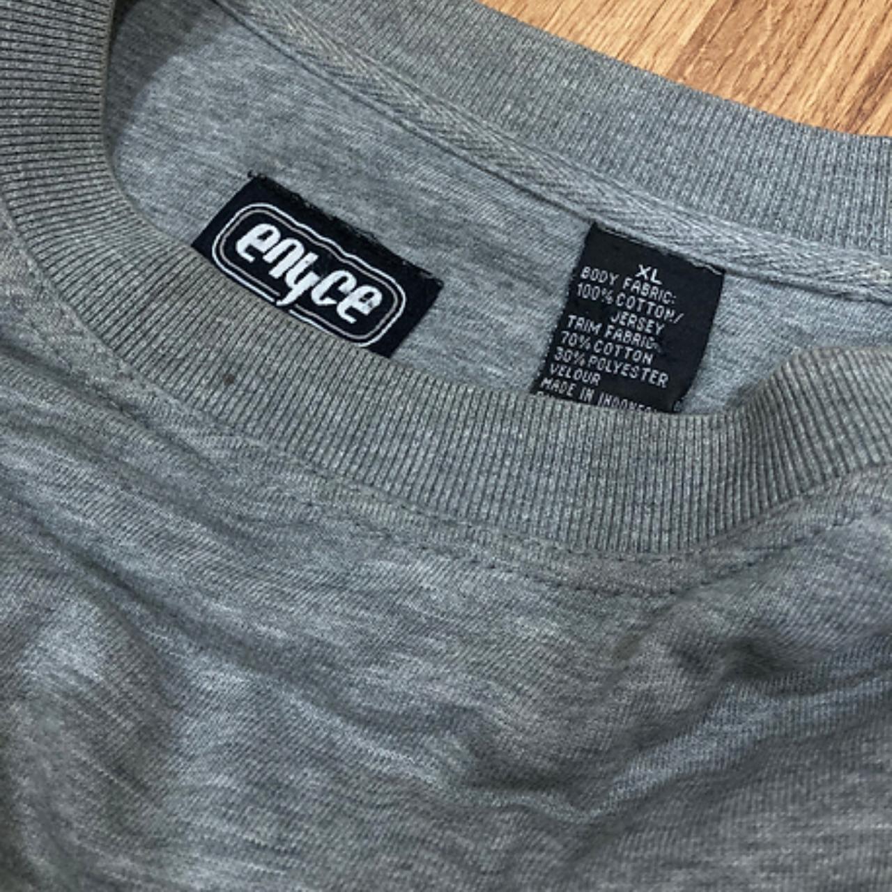 Mens 90s Grey W/Black Velvet Detail Long Sleeve