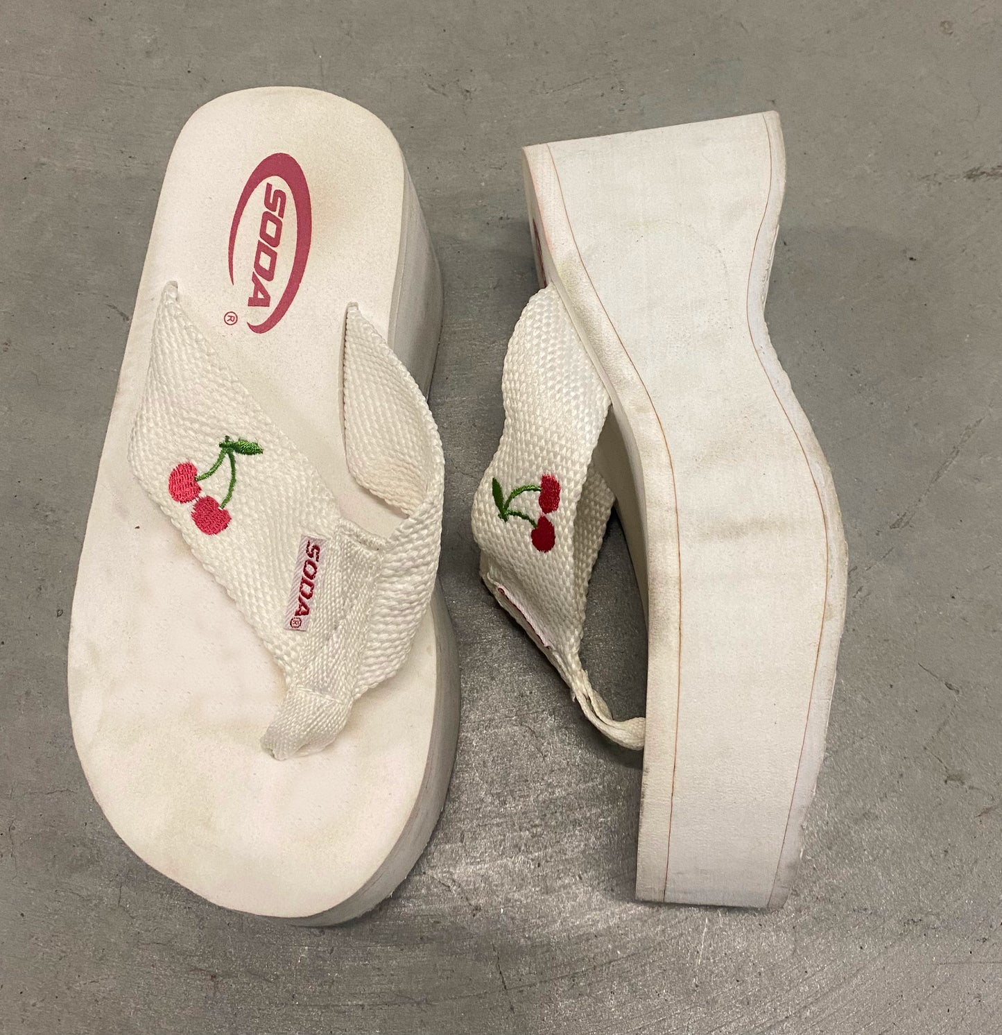 Cherry White Platform Sandals Size 5.5W