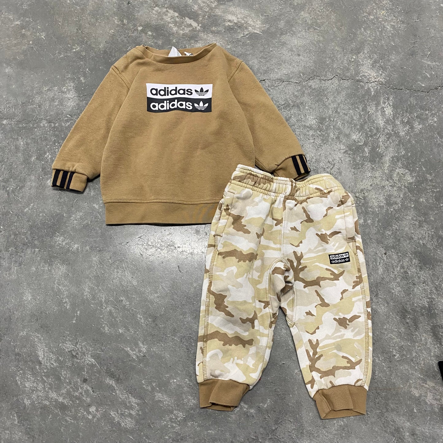 Adidas Brown Camo Set 18M