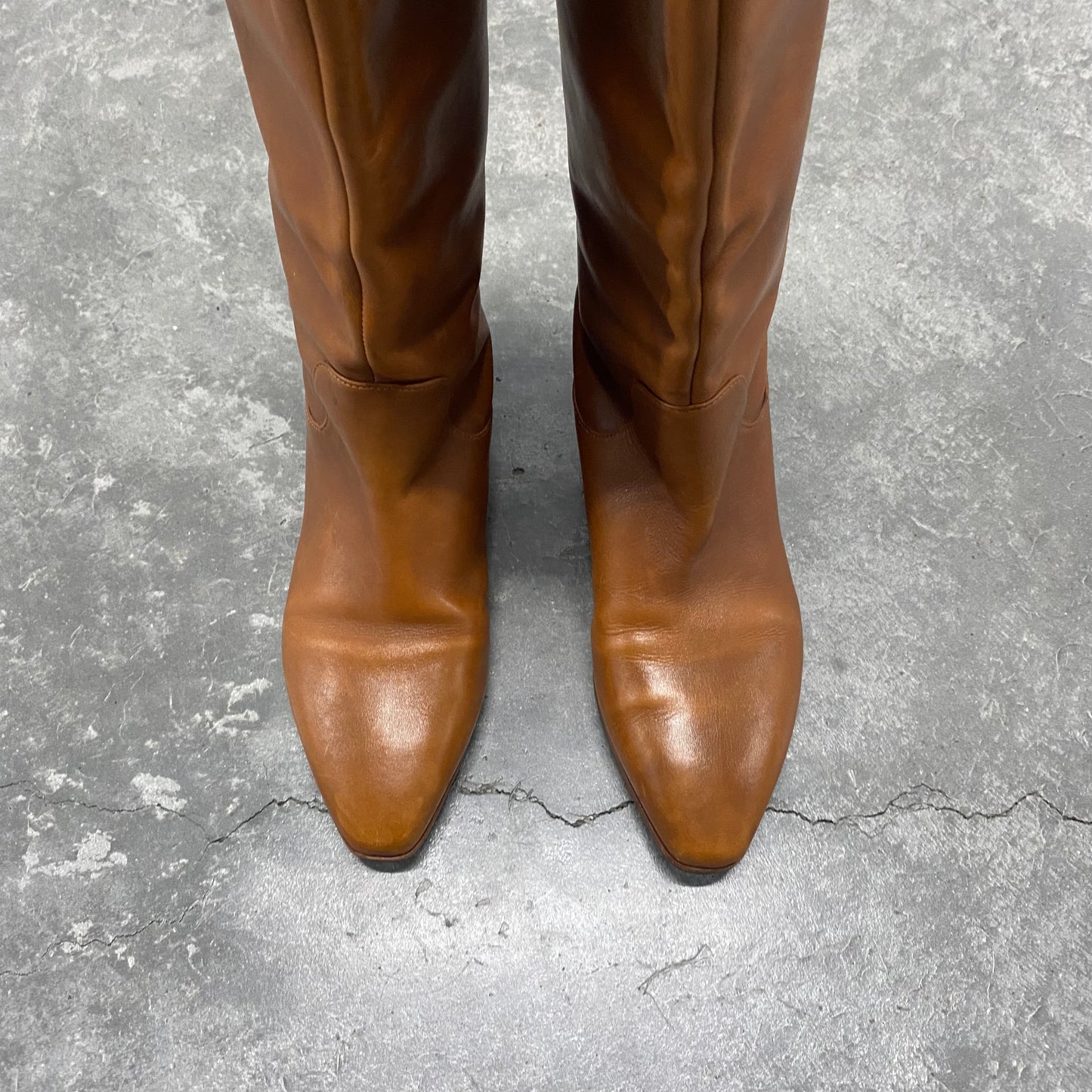 Basic  Brown Boots