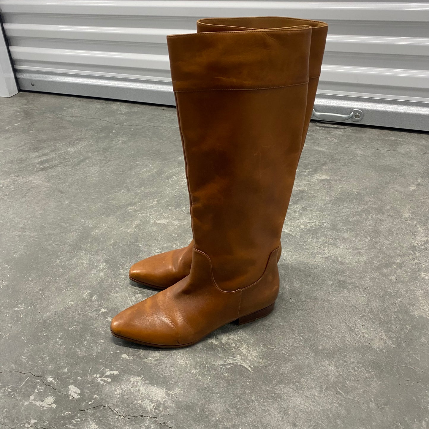 Basic  Brown Boots